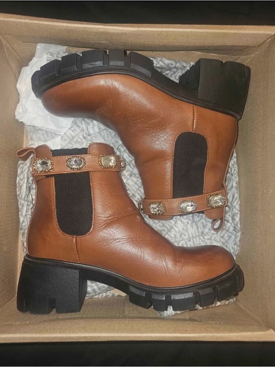 Steve Madden Shoes - Steve Madden Tan Leather Chunky Chelsea Booties with Removable Jewel Straps